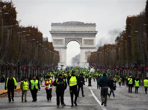  De Yellow Vest Protesten: Een Symptoom van Diepe Maatschappelijke Onrust in Frankrijk